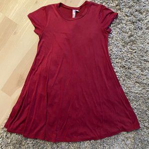 Alya Short Sleeve T-Shirt Cotton Swing Dress in Maroon Sz S
